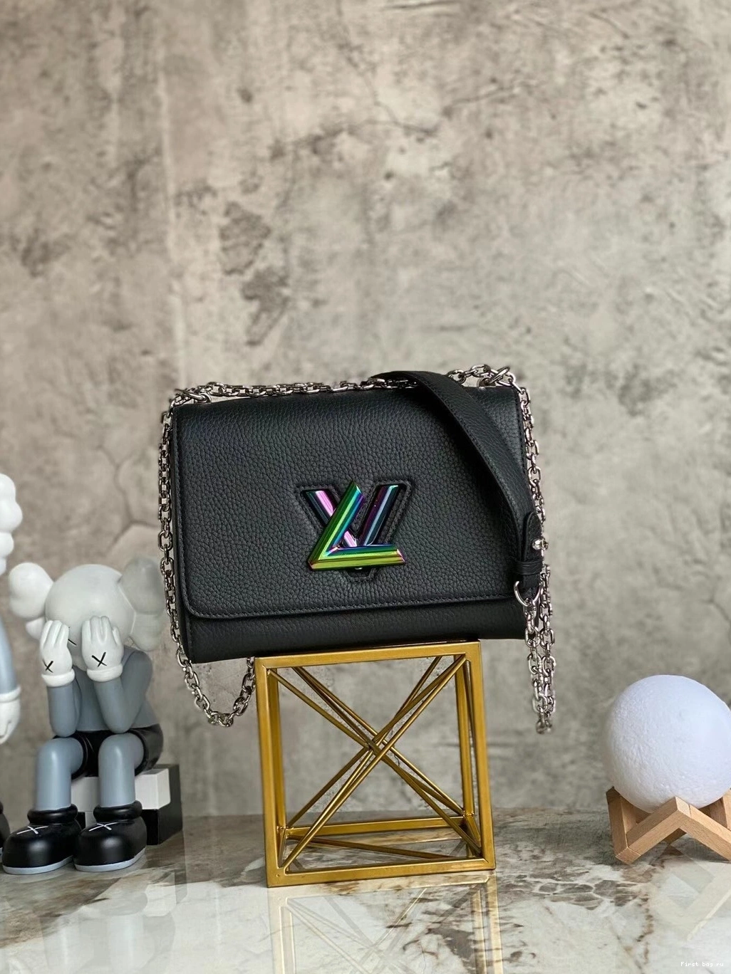 Frstbag ru VUITTON TWIST MM LOUIS 0812